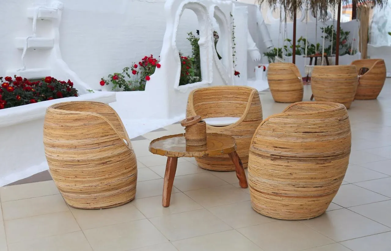 Relax Hotel Ksamil 4*,  Albanien