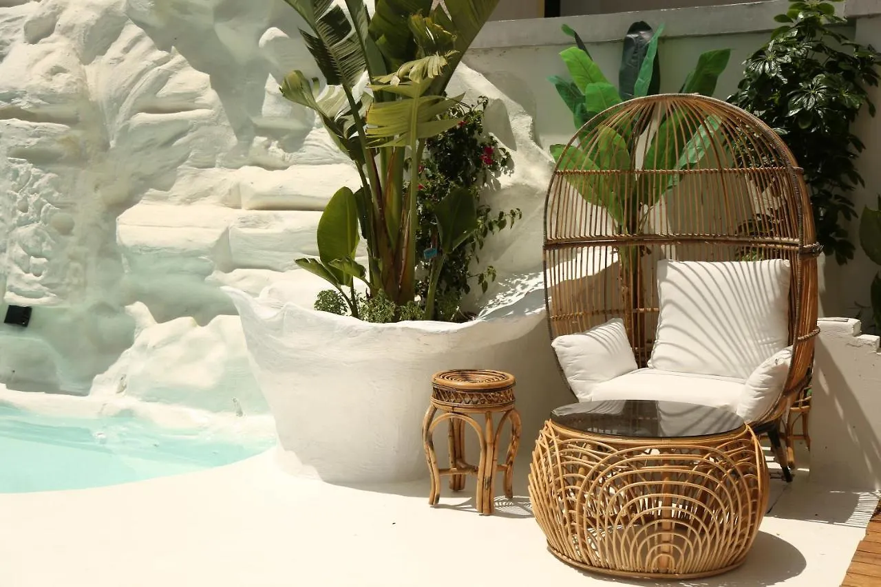 ****  Relax Hotel Ksamil Albania